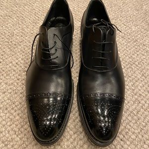 Louis Vuitton derby dress shoe size 10LV